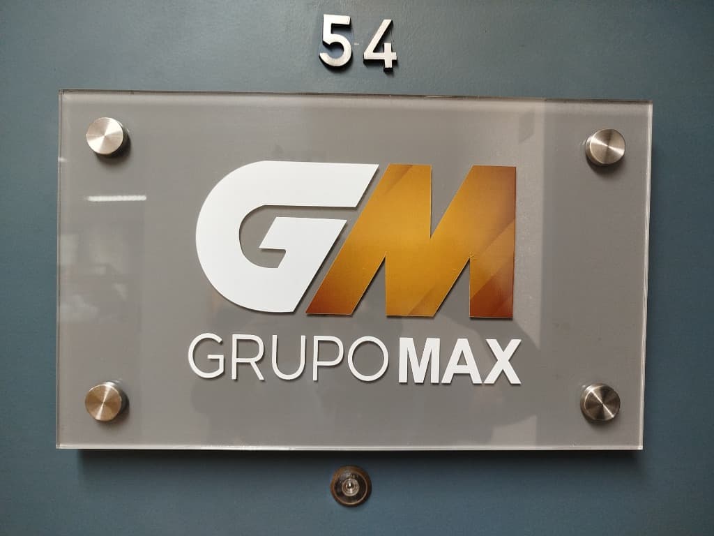 Grupo Max